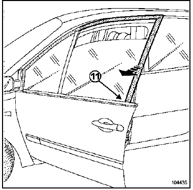 Dépose de la vitre fixe de porte avant