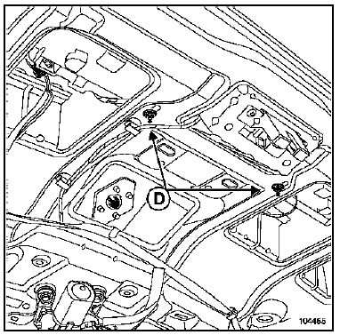 Déposer les vis (D) de fixation du bandeau de hayon