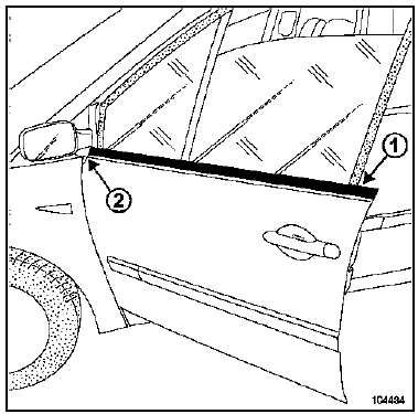 Lécheur extérieur de porte avant