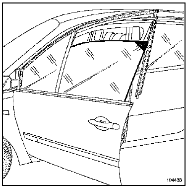 Joint d'encadrement de porte avant