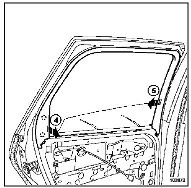 Joint d'encadrement de porte arrière